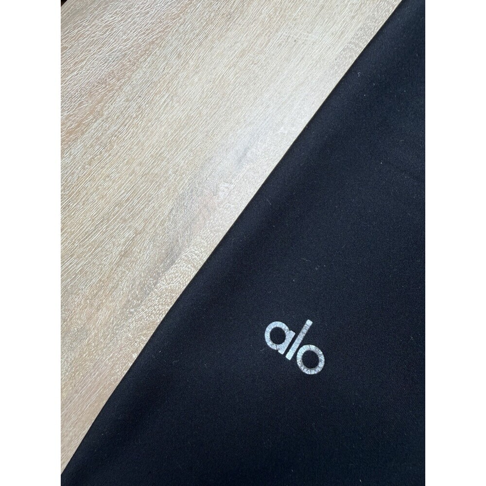 Alo Yoga SET Airlift 7/8 Length Leggings AND Wellness Ribbed Bra in Black XS - Picture 5 of 8